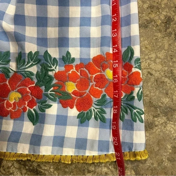 THML Blue Gingham Checkered Off Shoulder Top Women’s Small Floral Detail EUC - Picture 11 of 11